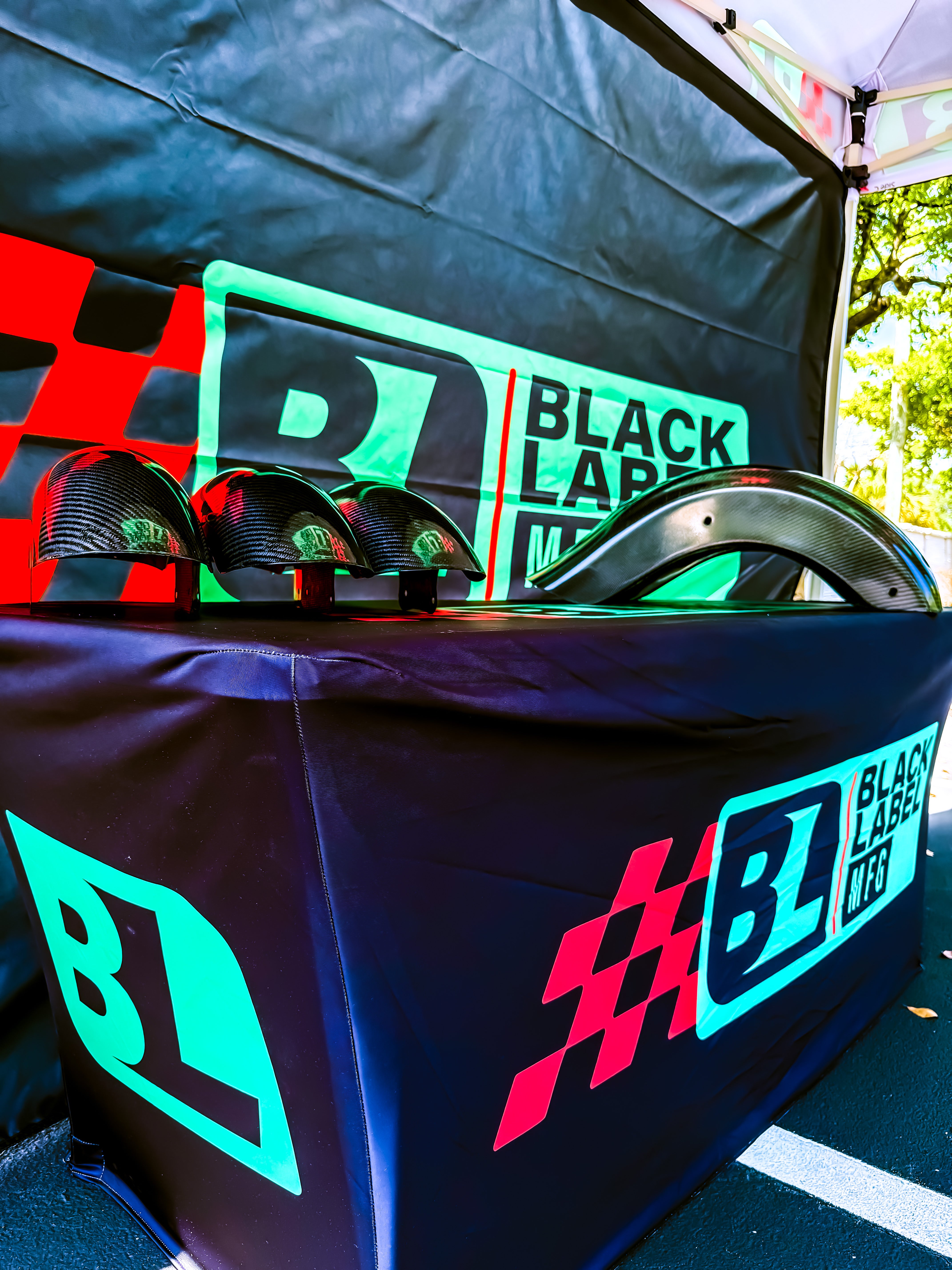 BlackLabel V-Twin Carbon Fiber